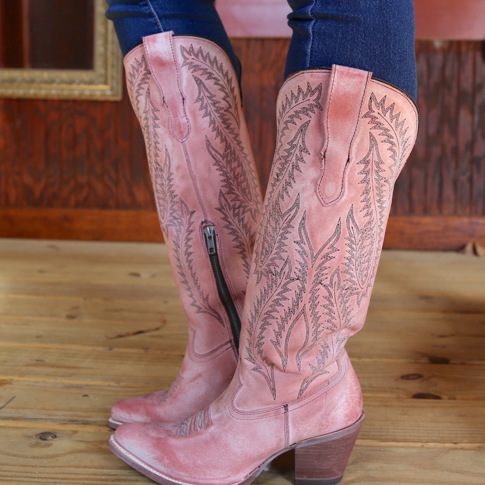 Corral Pink Western Leather Boots, light pink, great condition, 8